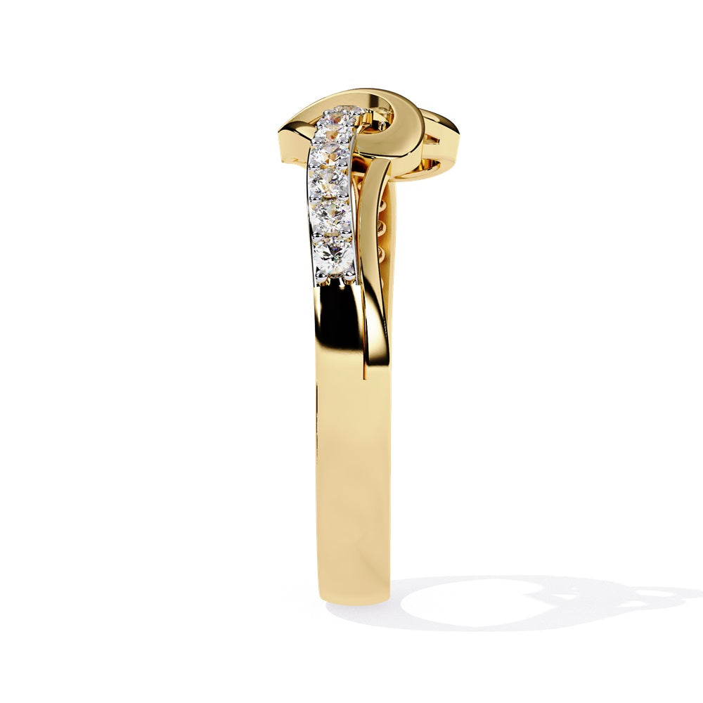 An exquisite diamond studded gold band  featuring a heart in the centre reflecting a romantic touch.