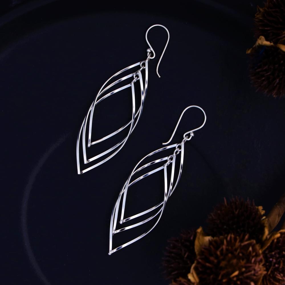 3 twisties in 1 drop Earrings in 925 silver