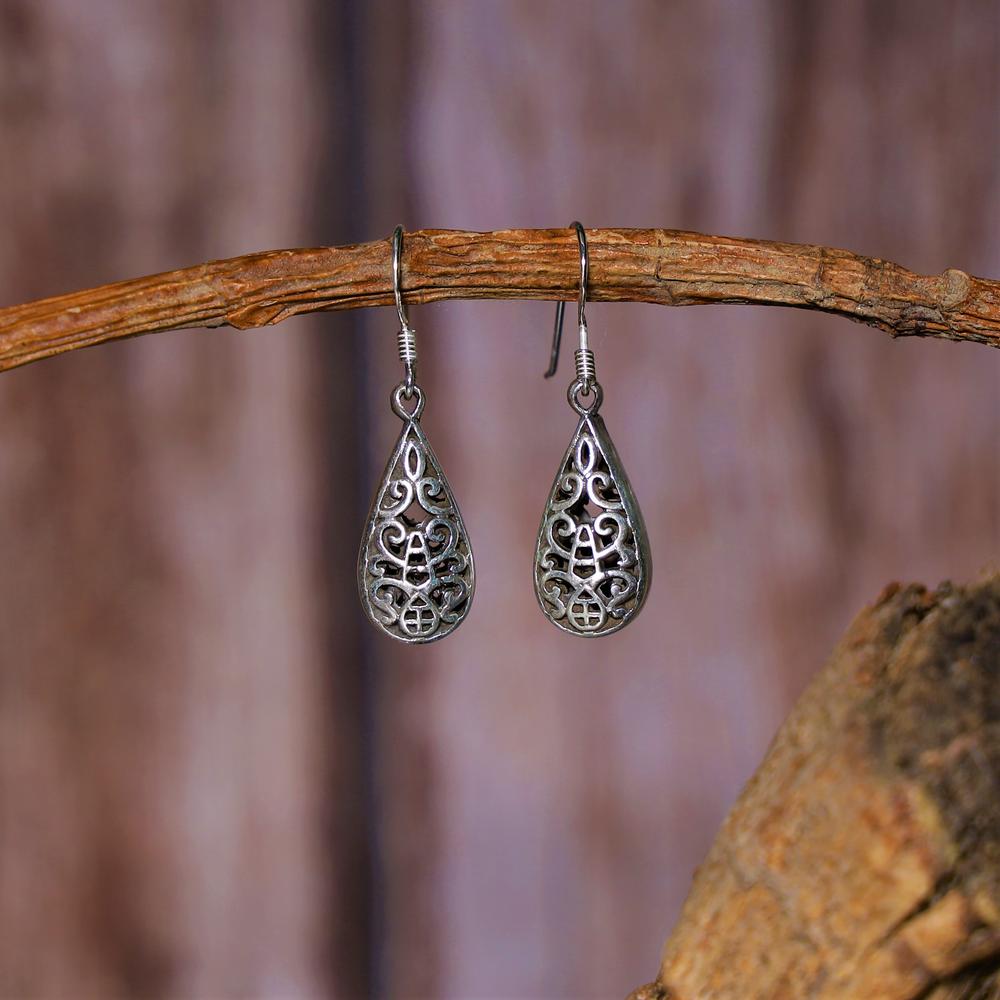 Jaali paisley rounded drop Earrings in 925 silver