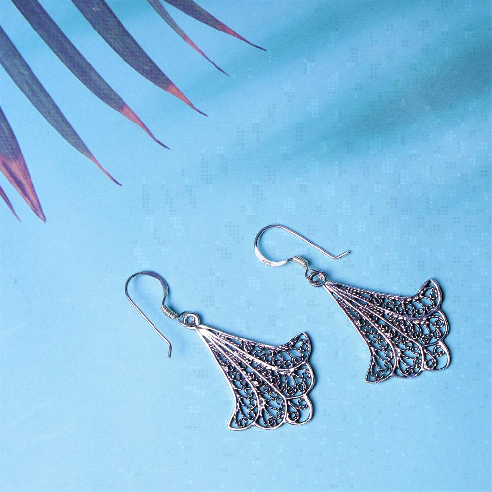 Fleur de Leaf drop Earrings in 925 silver