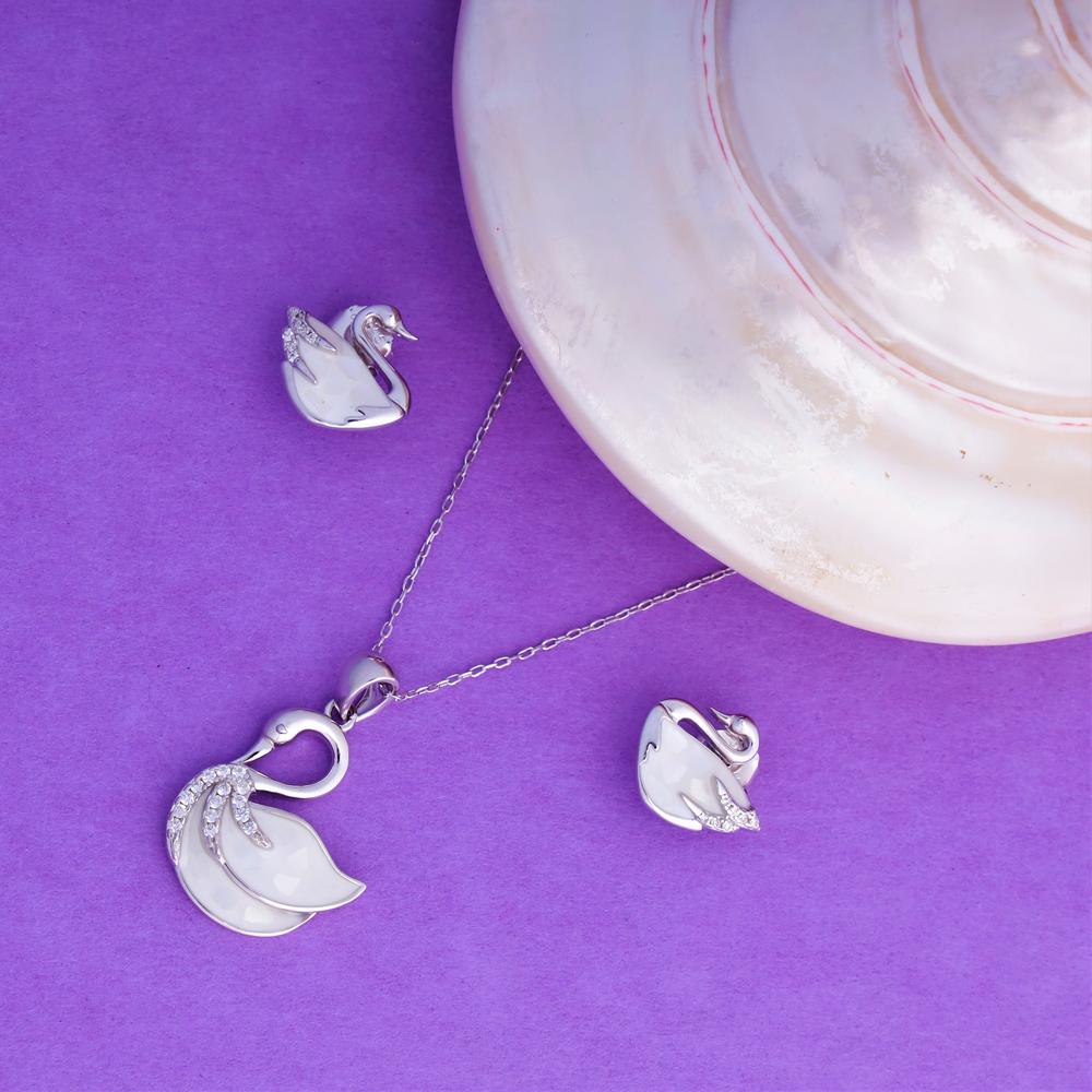 Serene Swan MOP Enamel Pendant Set in 925 silver